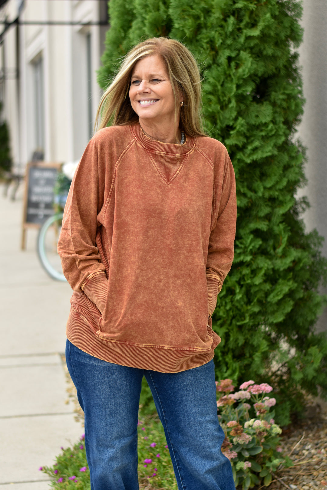Rust & Wander Acid Wash Pullover