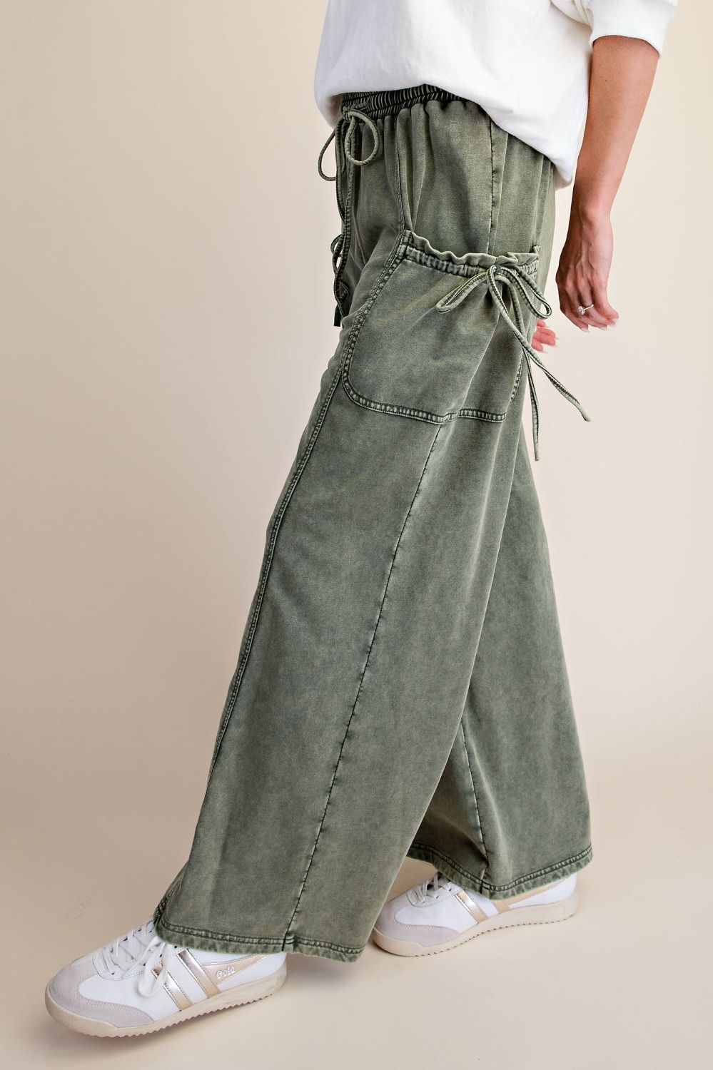 Easel Mineral Washed Cargo Knit Pants