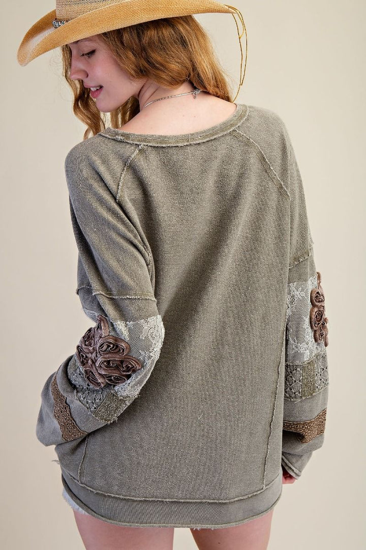 Faded Garden Terry Pullover